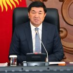 Абылгазиев пообещал найти 300 млн сомов для лампового завода в Майлуу-Суу