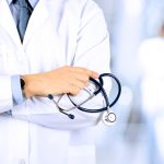 Медработников в Кыргызстане хотят стимулировать разовыми выплатами