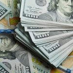 Доллар снова штормит. За сутки он подорожал на 70 тыйынов