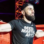 Кыргызстанец защитил титул чемпиона One FC, нокаутировав американца — видео