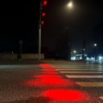 В Бишкеке установили новый светофор с лазерной подсветкой